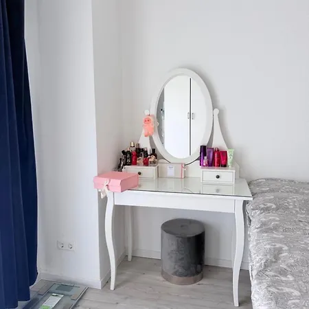 Appartement Modernes Voll Moebliertes Neubau Mit Terrasse In Ruhiger Lage Von Dodesheide Osnabrück
