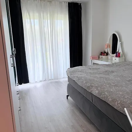 Appartement Modernes Voll Moebliertes Neubau Mit Terrasse In Ruhiger Lage Von Dodesheide Osnabrück